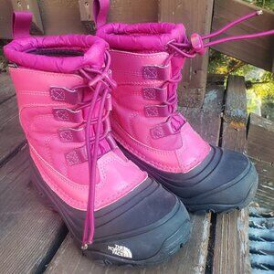 The North Face Alpenglow winter boots